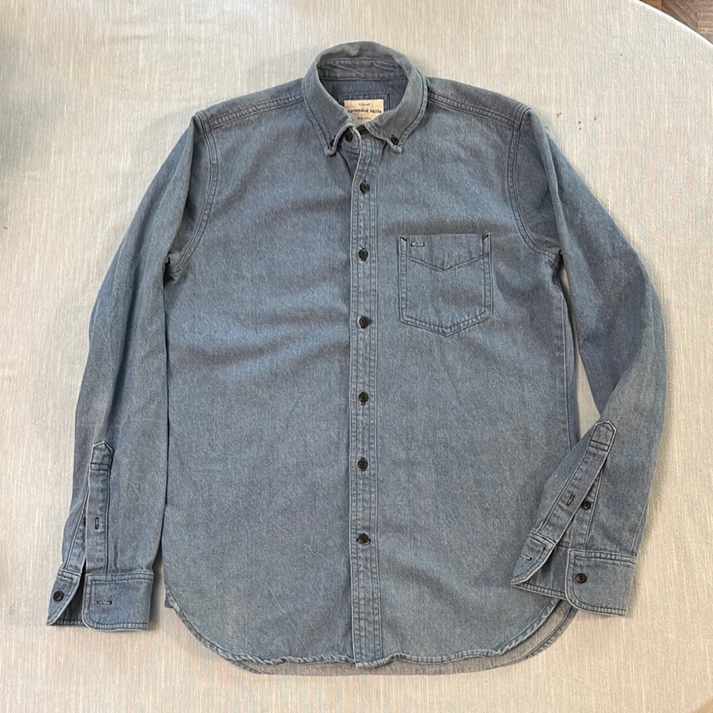 Splendid Mills Shirt Long Sleeve Chambray Denim Blue Button Down Women’s Sz XS